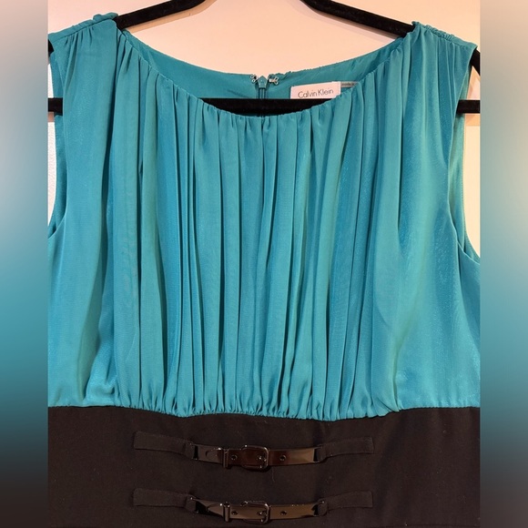 Calvin Klein size 12 knee length dress *see back for flaw* - Picture 2 of 6